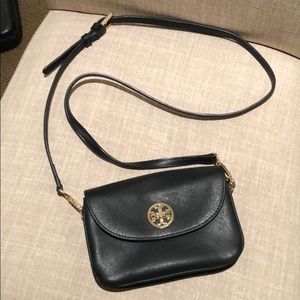 Tory Burch Black Robinson Authentic Purse